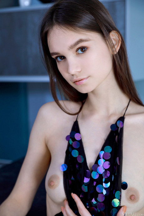 Glamorous babe Anastasia Bella unveils her small breasts & her shaved cunt