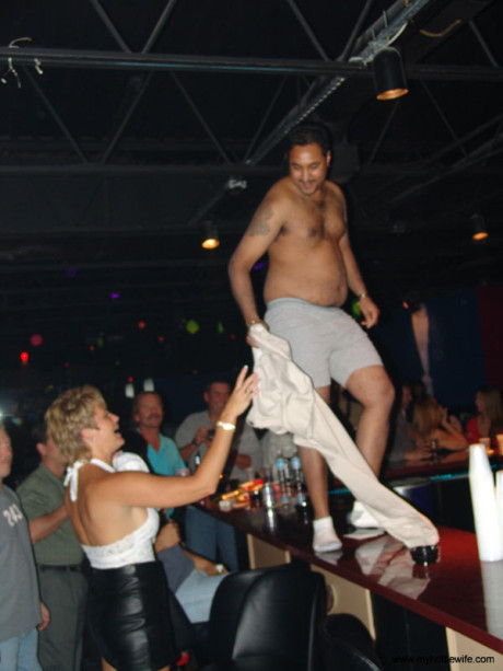 Cougar amateur Double Dee licks a random dude while partying like a pornstar