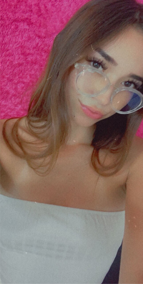 OnlyFans Samlypuff starring Samly Puff Hot Porn Pics