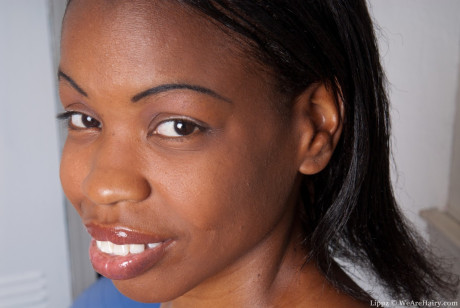 Ebony solo chick girl woman with natural boobies spreads her all natural cunt