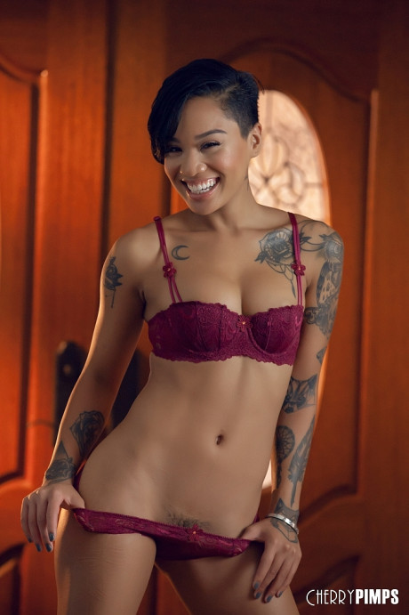 Cherry Pimps Honey Gold