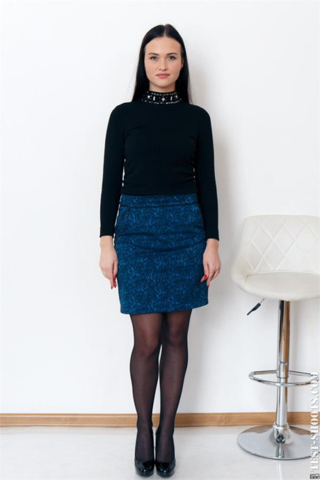 Stunning sweet babe Gabby Bella shows her gorgeous naked body wearing high heels