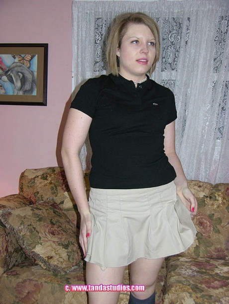 Bitch chick Pass Veronica Snow