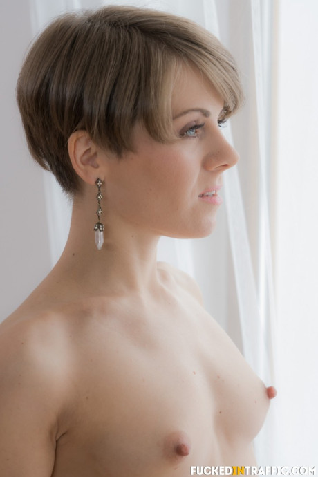 Classy short haired old Sasha Zima seduced by limo driver for backseat boff
