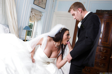 European MILF Simony Diamond giving large meat oral sex in wedding dress