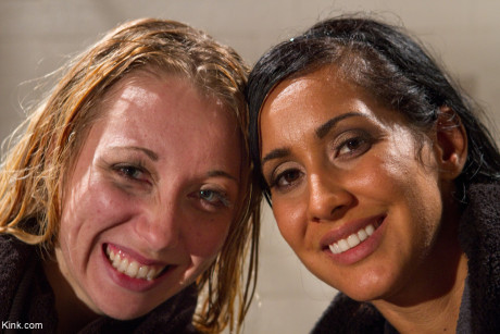 Hot Emma Haize & Isis Love get slammed hard during psychiatric treatment