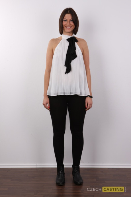 Caucasian secretary Pavla tries her hand at being a undressed model