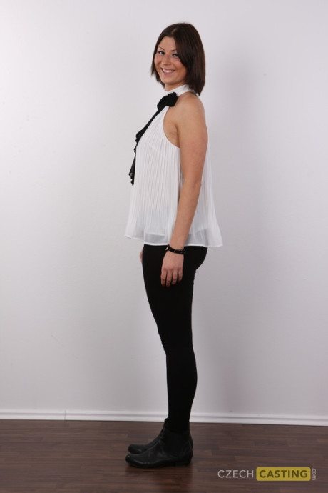 Caucasian secretary Pavla tries her hand at being a undressed model