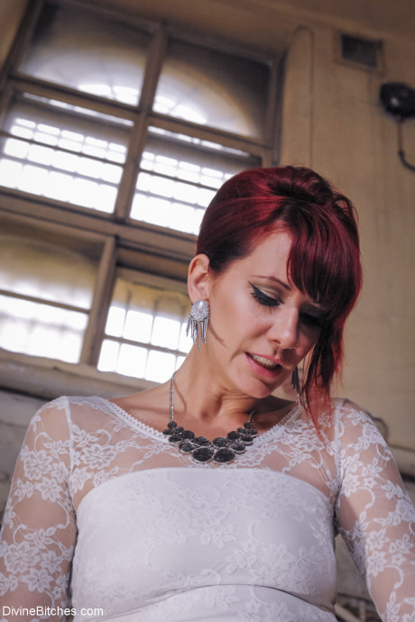 Femdom Maitresse Madeline Marlowe makes her slave fuck her with a strapon