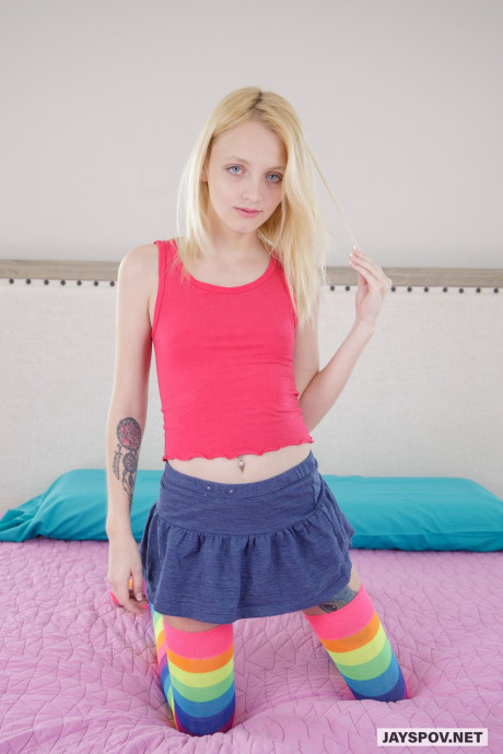 Skinny blonde teenie Kate Bloom gets rid of her panties & rubs her beaver
