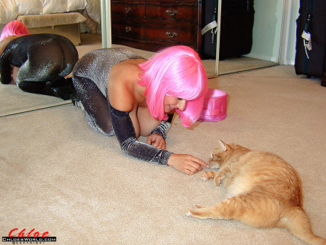 Chloes World performed by Chloe Vevrier naked Pics