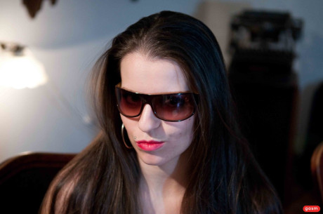 Cruel femdom Larissa Gold spanks and pegs her sissy from ass