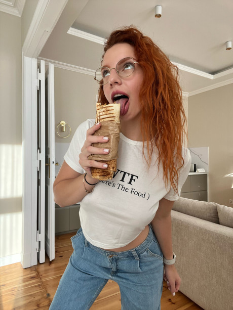 OnlyFans Rachel Blush starring Rachel Blush undressed XXX