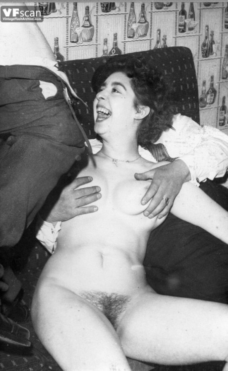 Vintage pornstars spreading, sucking and riding hard schlong in black and white