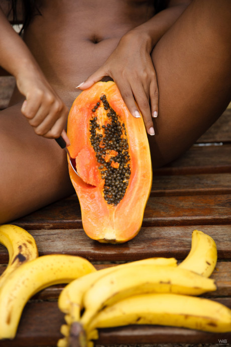 Black young Sofi Vega gets messy & spreads her muff while eating fruit outdoors