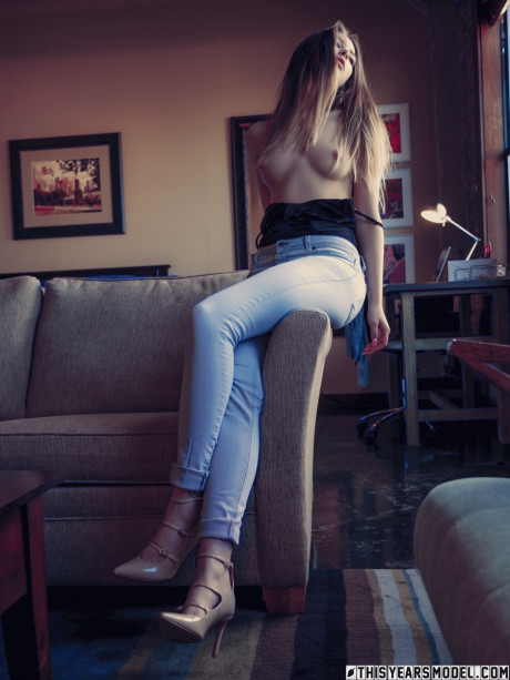 Gorgeous charming skank gf girl Lana Lea gets totally nude in a deliberate fashion