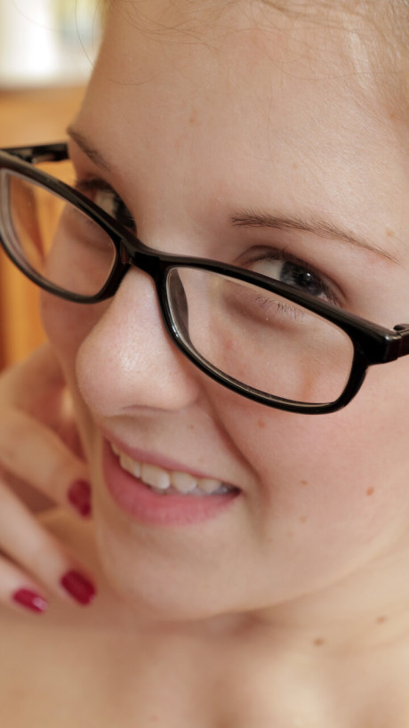 First timer with pretty lovely feet Jada takes off her glasses before getting nude