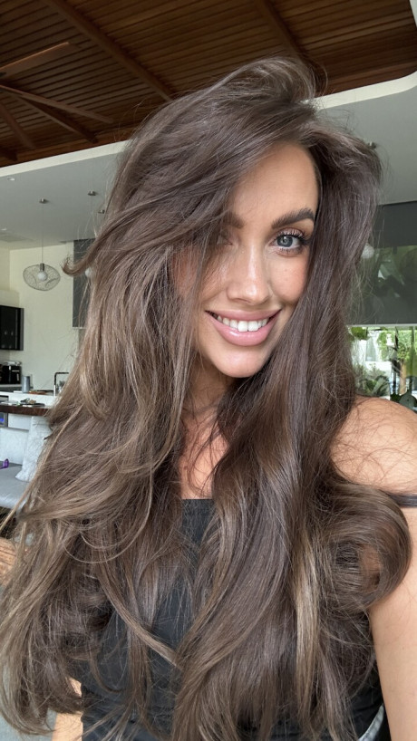 OnlyFans Luxury chick GF chick XXX featuring Luxury chick girl broad XXX undressed Pictures
