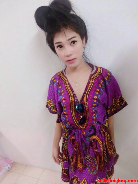 Hello t-girl