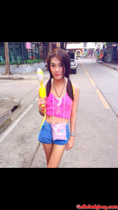 Hello t-girl