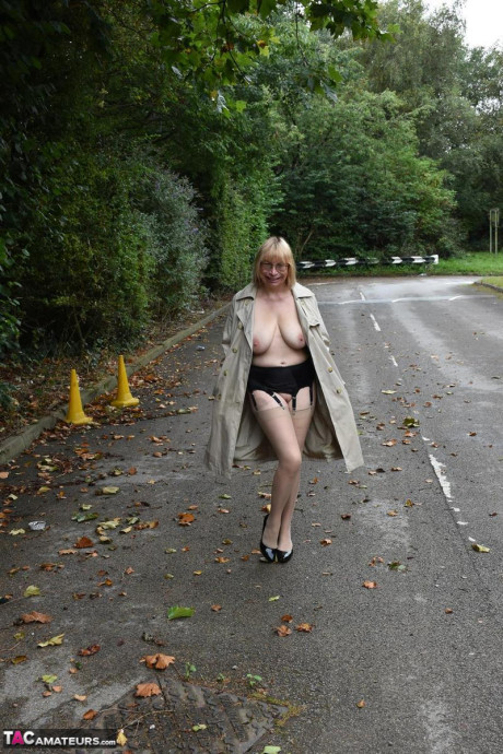 Cougar amateur Barby chick flashes in a trenchcoat while out in public places