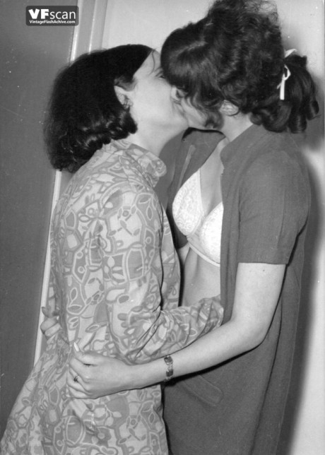 Vintage MILF pornstars enjoying hot lesbian kissing and cunt licking