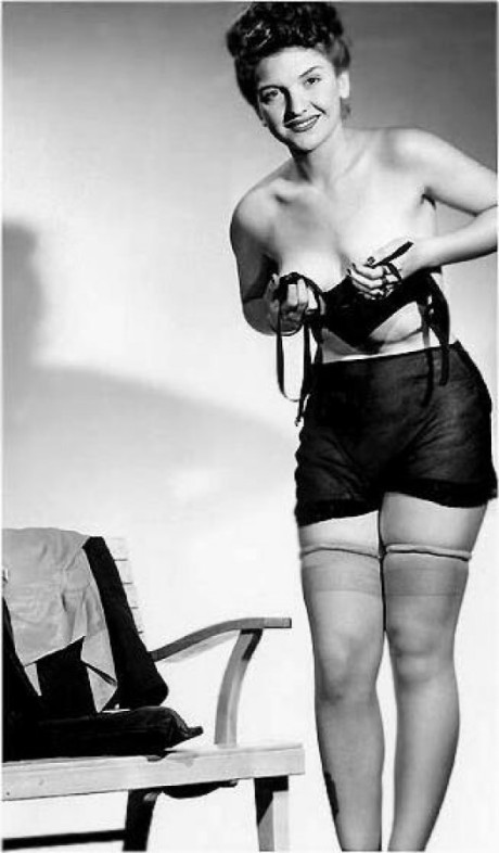 Models of yore removing bras and girdles to flaunt their stuff in vintage porn