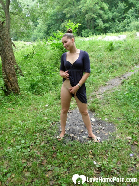 Alluring amateur exposes & plays with her horny shaved snatch outdoors