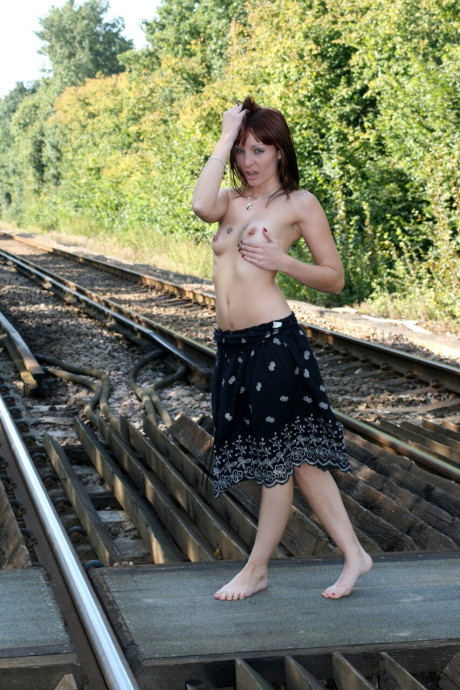 BentBox DStudios performed by Jynxy naked XXX