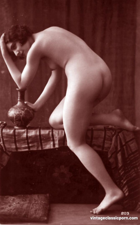 Beautiful French women show their nice melons & trimmed cunts in a vintage scene