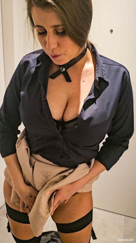 Lady girl Lyne Official performed by whore broad Lyne, The shadow Dimitri Porn Images