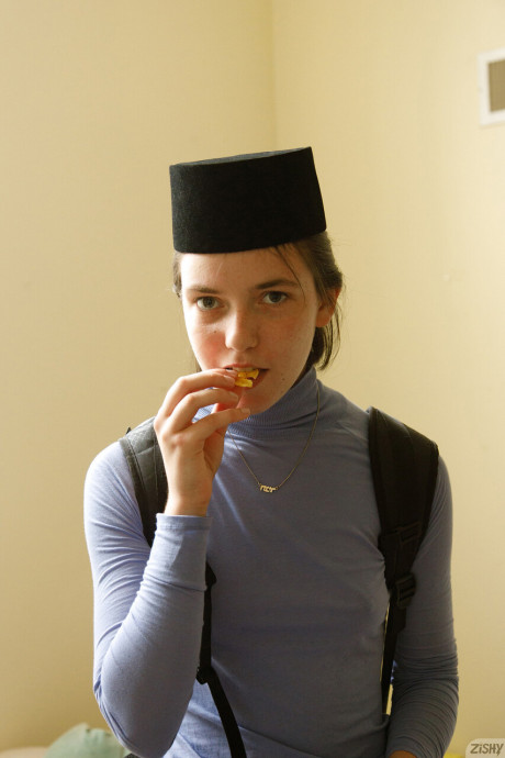 Zishy performed by Bella Rosenfeld XXX Pics