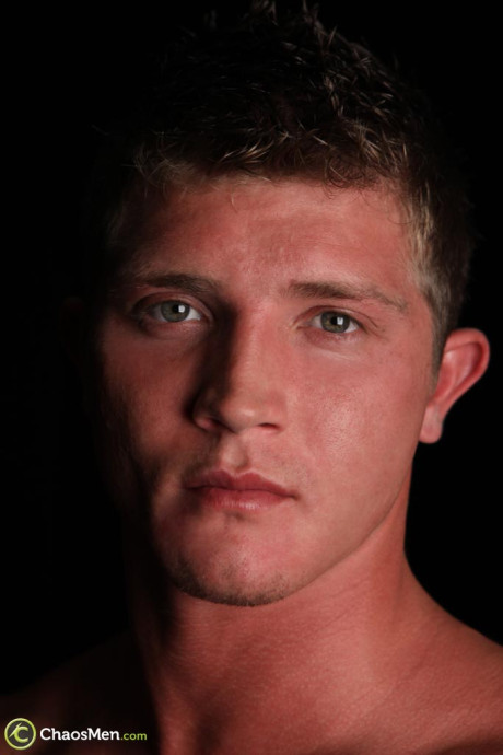 Muscular gay stud Sinclair flaunts his strong naked body & his hard meat