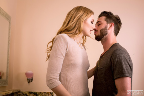 Skinny teenie with a yummy booty Alexa Grace masturbates before getting pounded