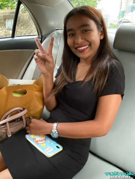 Horny oriental amateur Mind B unveils her hot bum and takes a boner in POV action