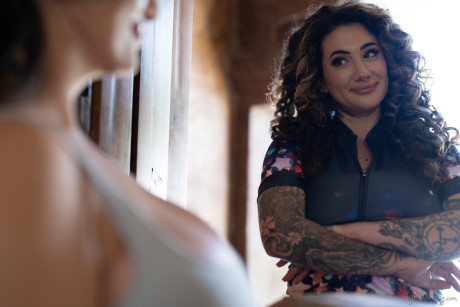 Arab lesbians with monstrous boobies Arabelle Raphael & Sarah Arabic strip & fuck