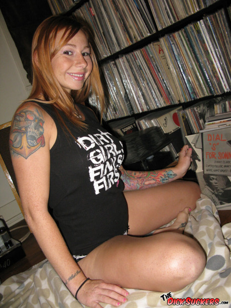 Mr POV performed by Scarlett Pain XXX Images