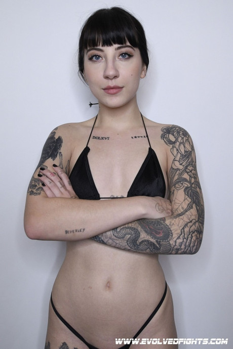 Inked wrestler Charlotte Sartre gets her mouth & cunt banged by her partner