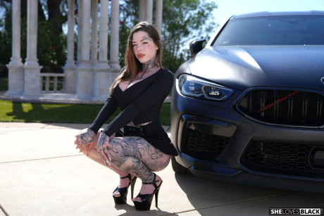 She enjoys ebony performed by Chantal Danielle Sex Pictures