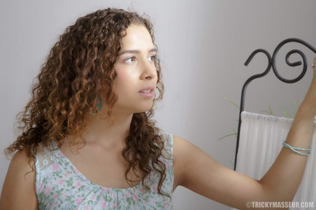 Amateur with curly hair and perky melons gets tricked into sex by her masseur