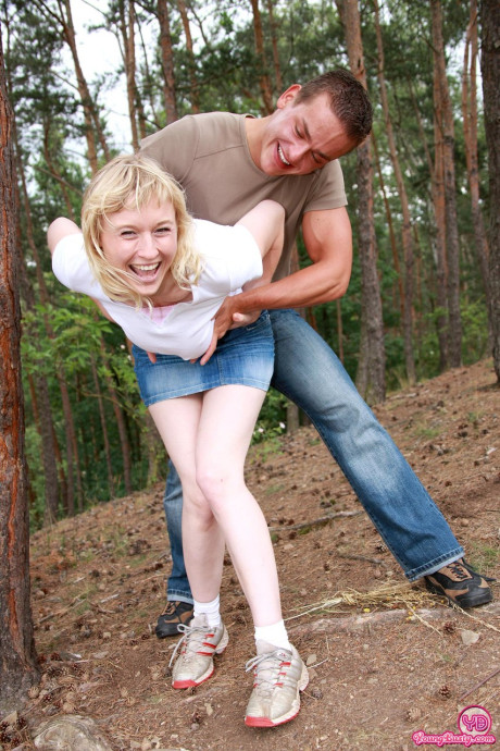 Playful yellow-haired Melissa loves hardcore outdoor sex & gets her gigantic boobies jizzed