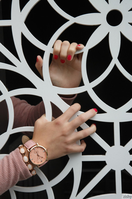 Canadian MILF Bella Rose flashes her sexy boobs with hard nipples in public