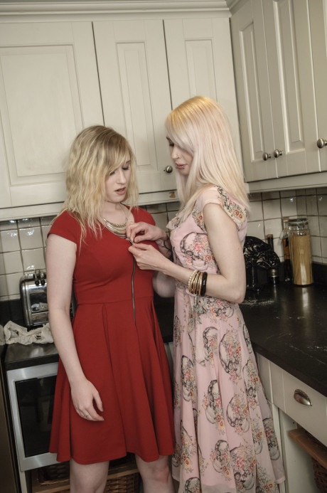Lesbians Ashleigh Doll & Satine Spark toy each other's cunts in the cuisine