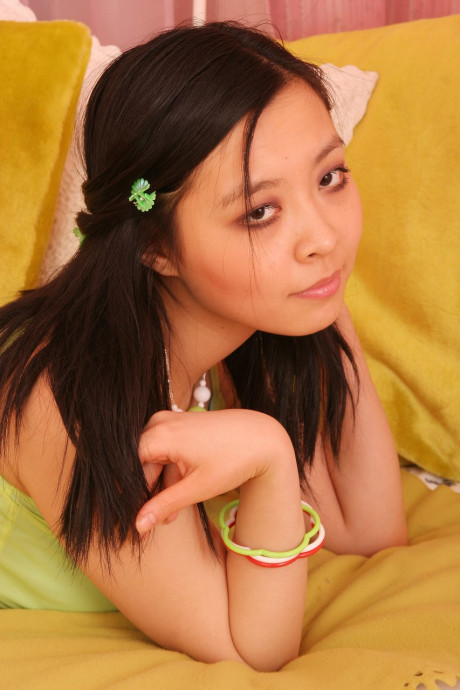 Teenie Dreams Yulia
