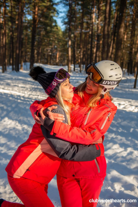 Club Seventeen featuring Alice Reign, Lil Karla Hot Images