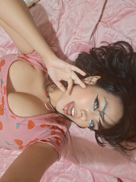 OnlyFans Nerdy B performed by Nerdy B undressed XXX