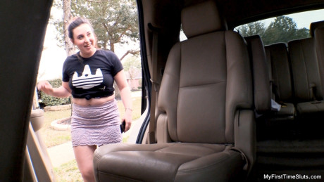 Chubby amateur brunette Mermaid gets spit roasted in the back of a car