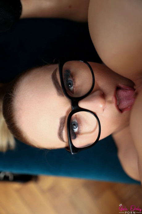 Lovely Czech businesswomen Jenny nasty & Sybil strip and fuck at the office