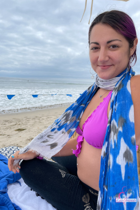 Pretty gf Lily Adams shows her massive ass & moist cunt up close