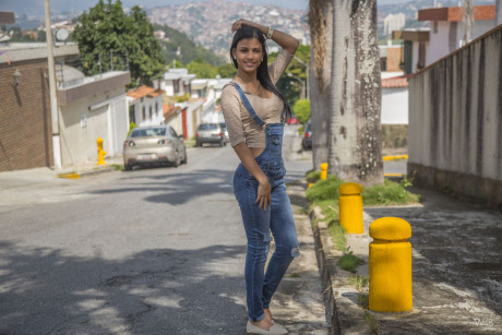 Attractive latina teen Denisse Gomez flaunts her ravishing figure in jeans